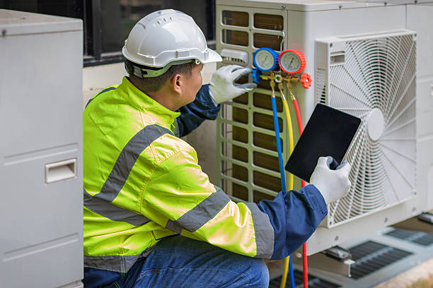 Professional Hvac technician working in Naples, TX